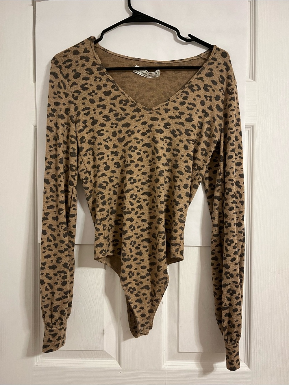 Abercrombie & Fitch Tan Leopard Print V-Neck Long Sleeve Bodysuit